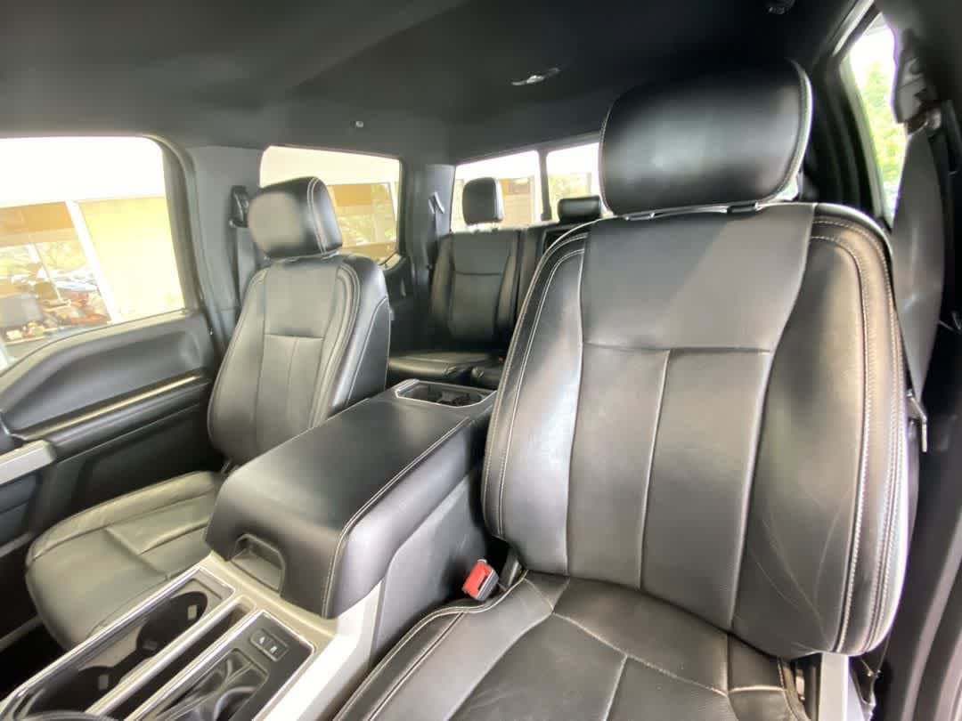 Used 2018 Ford F150 Lariat w/ Equipment Group 502A Luxury AWD/4WD image 13