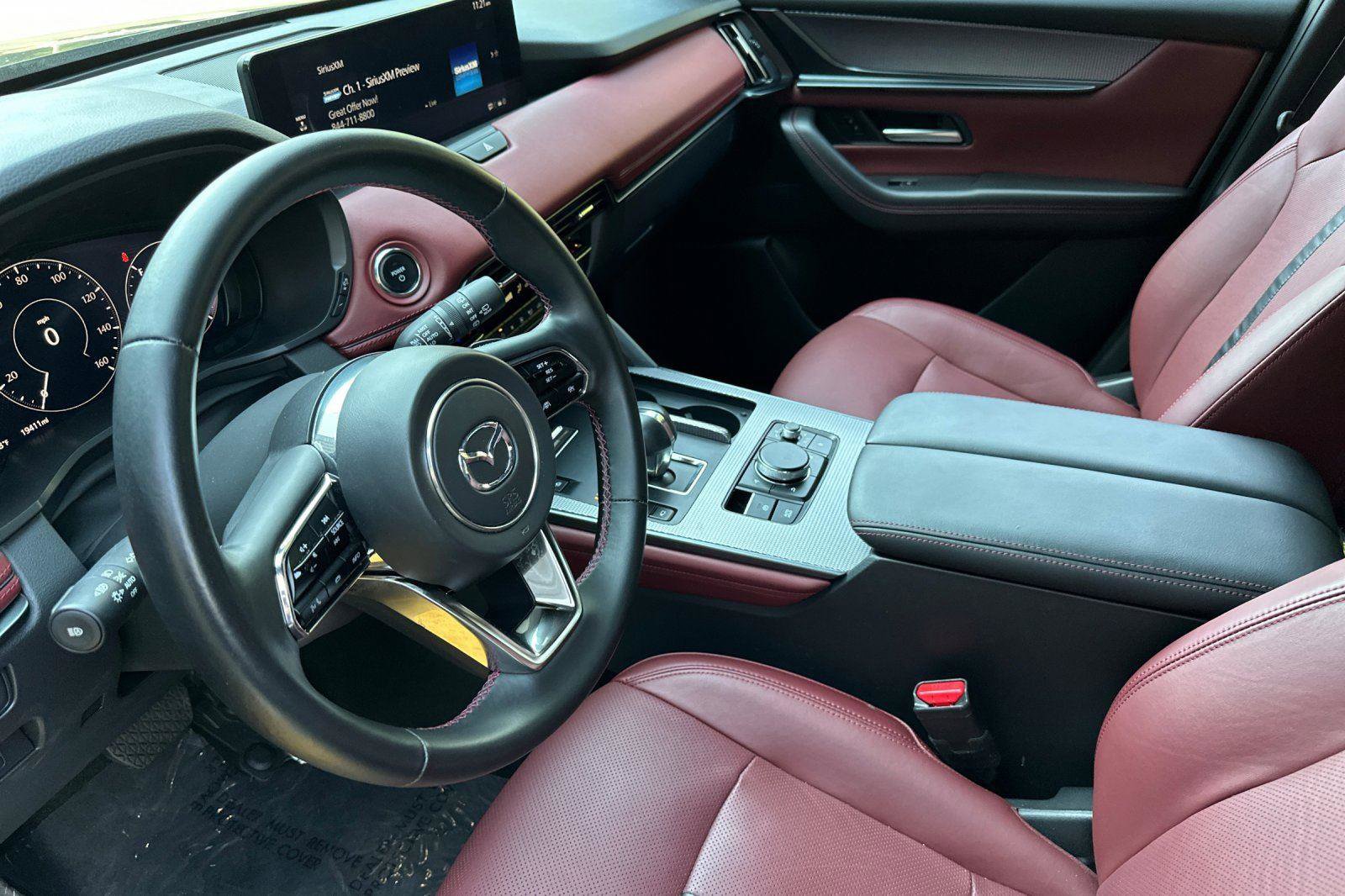 Certified 2025 MAZDA CX-70 Plug-In Hybrid w/ Premium Plus image 12