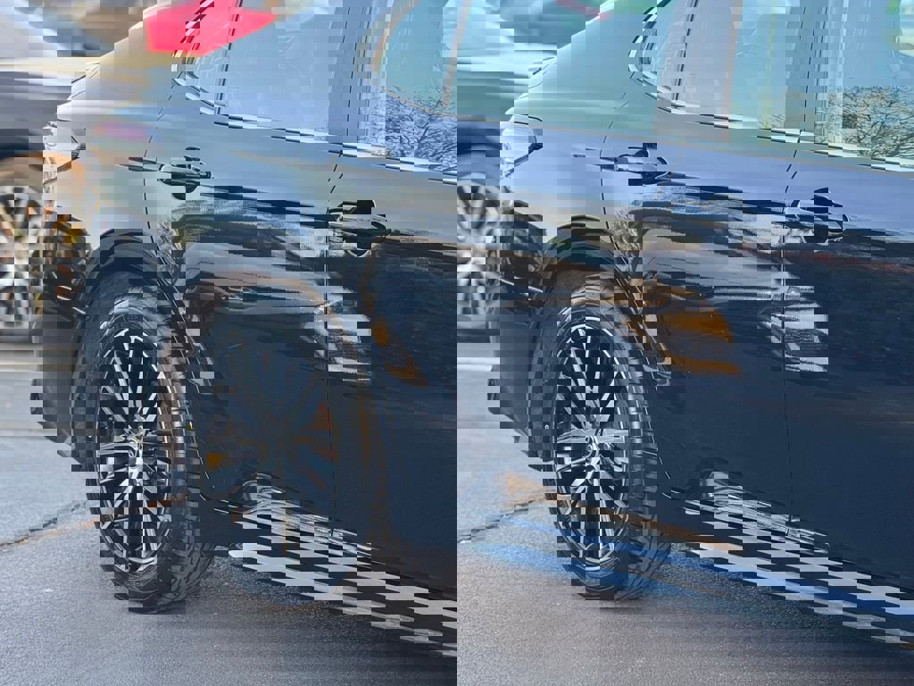 Certified 2024 Toyota Camry SE image 7