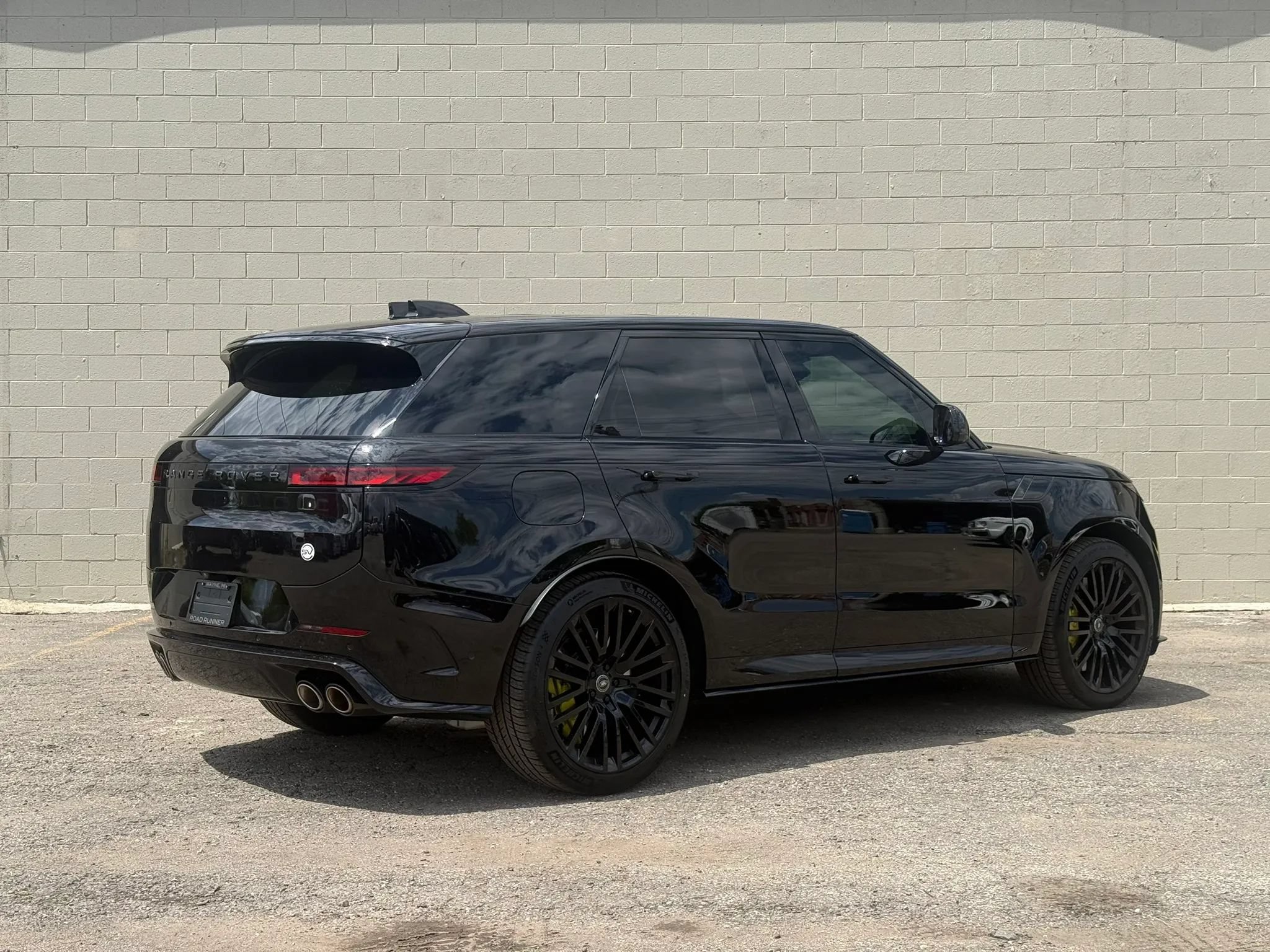 Used 2024 Land Rover Range Rover Sport AWD/4WD image 11