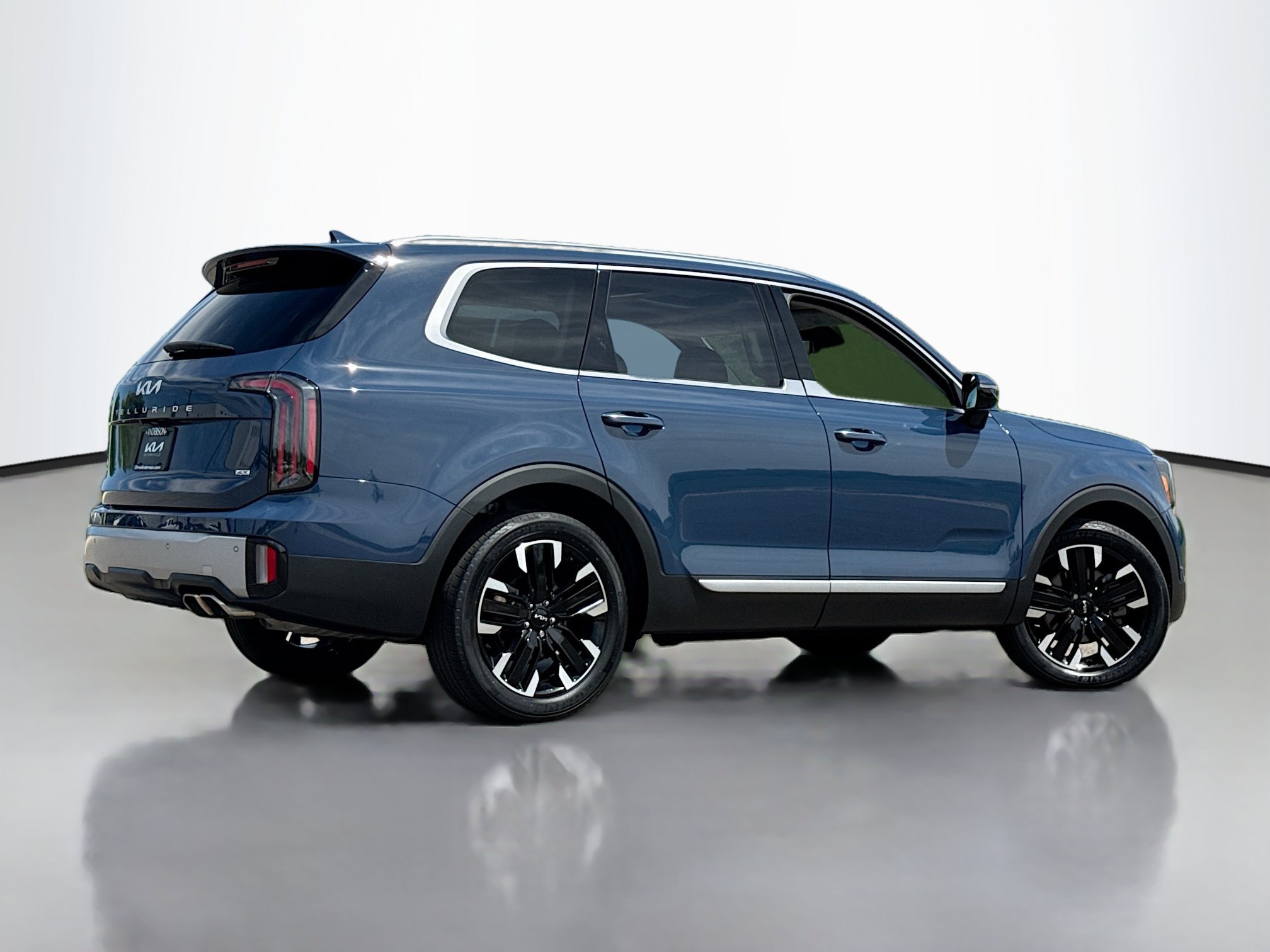 Used 2023 Kia Telluride SX Prestige AWD/4WD image 2