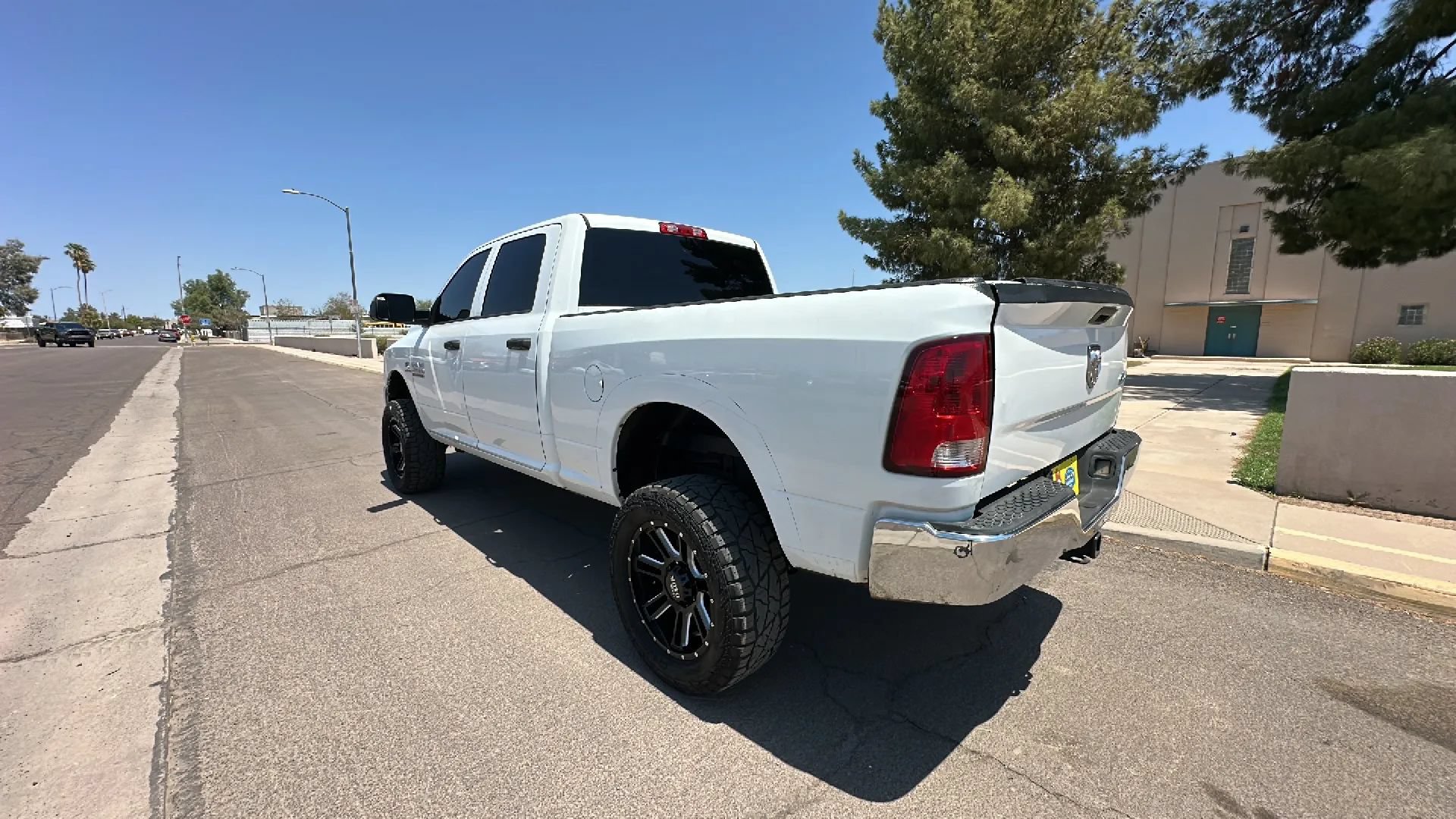 Used 2013 RAM 2500 Tradesman w/ Chrome Appearance Group AWD/4WD image 2