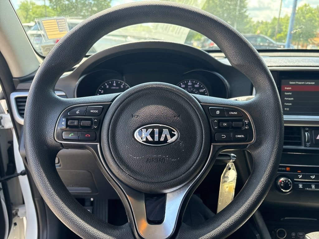 Used 2017 Kia Optima LX w/ Option Group 014 FWD image 18