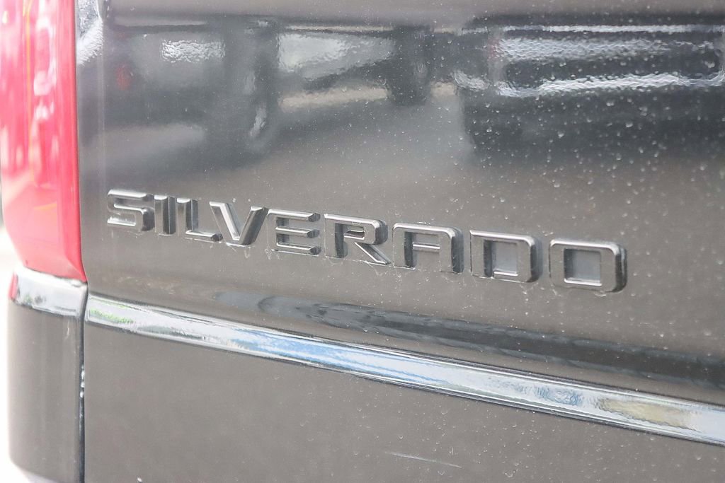 Used 2020 Chevrolet Silverado 1500 LT Trail Boss w/ Midnight Edition image 9