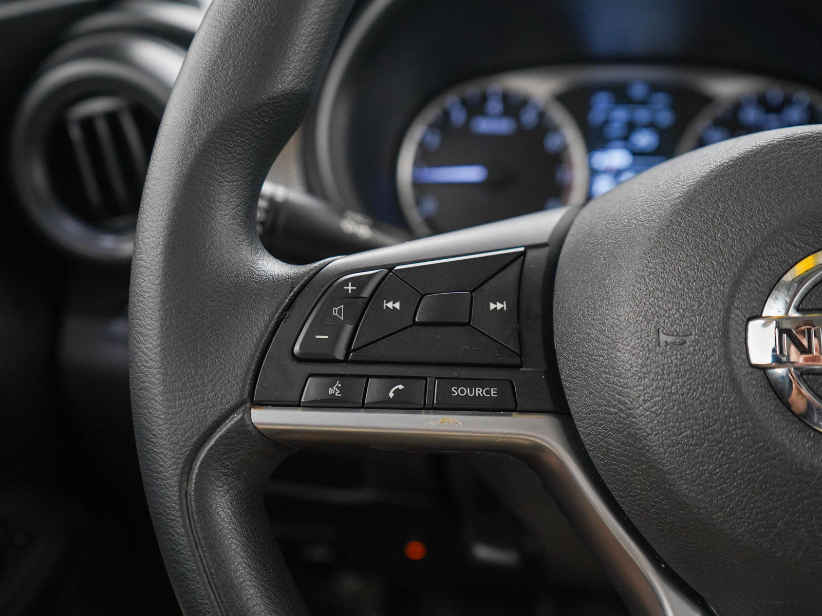 Used 2019 Nissan Kicks S FWD image 24