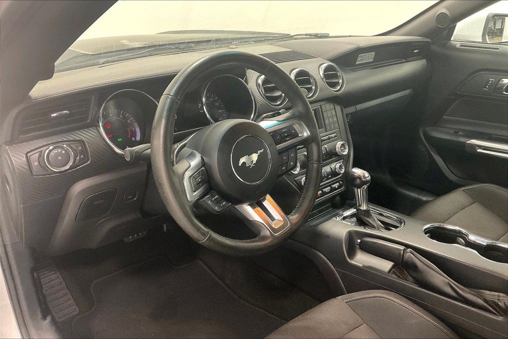 Used 2015 Ford Mustang Coupe w/ Equipment Group 051A RWD image 11