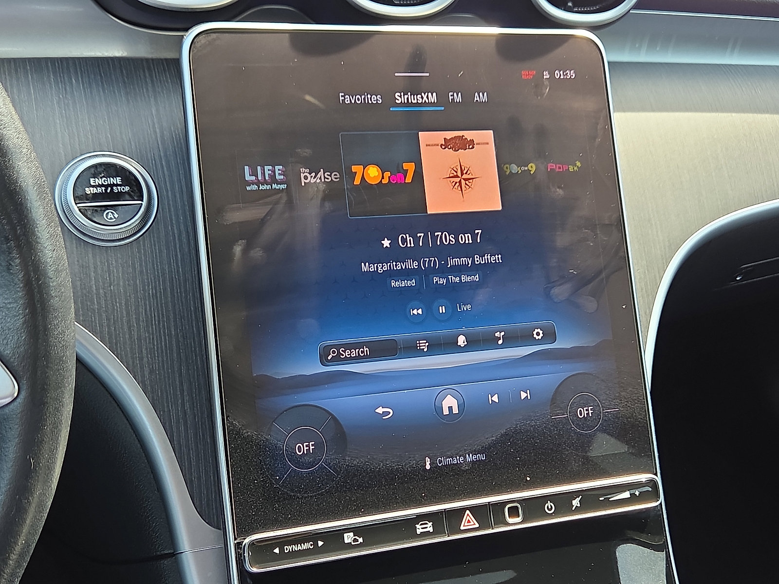 Used 2025 Mercedes-Benz C 300 Sedan image 16