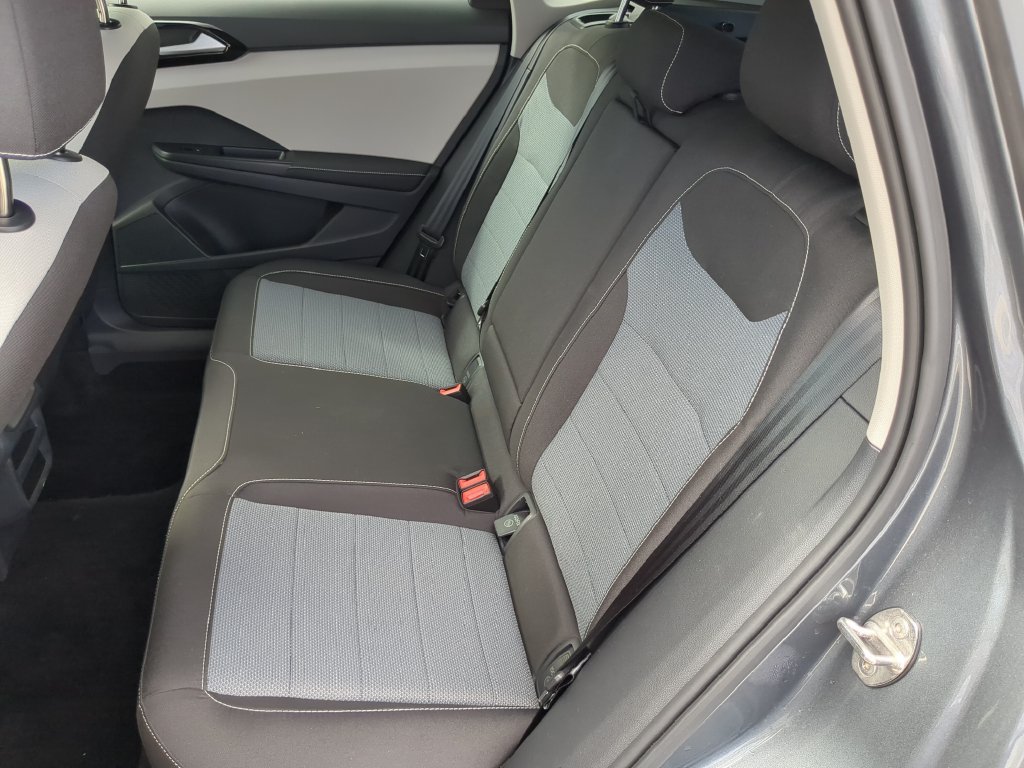 Certified 2026 Volkswagen Taos S FWD image 15