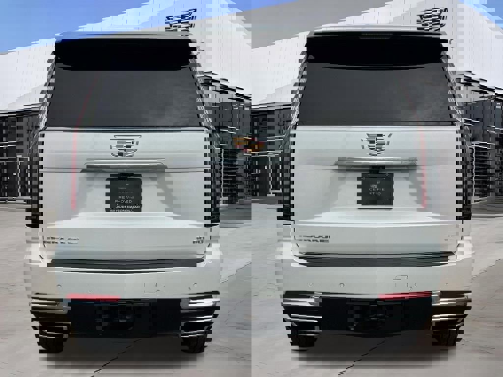 Certified 2025 Cadillac Escalade Premium Luxury w/ Touring Package image 6
