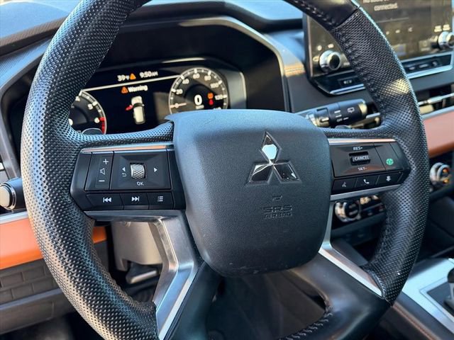 Used 2023 Mitsubishi Outlander SEL image 19