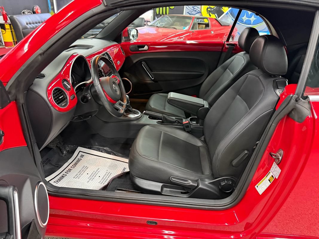 Used 2014 Volkswagen Beetle 1.8T FWD image 17