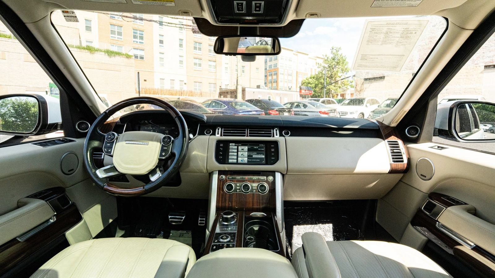 Used 2014 Land Rover Range Rover Supercharged AWD/4WD image 36