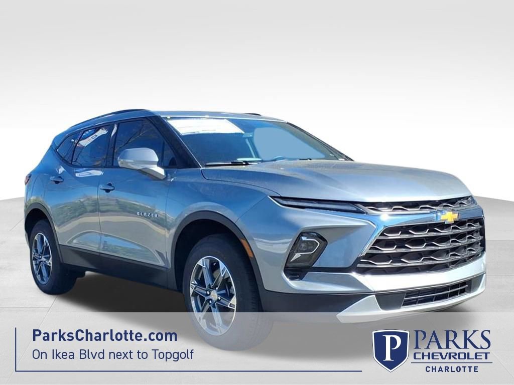 New 2026 Chevrolet Blazer LT w/ Convenience Package FWD image 1