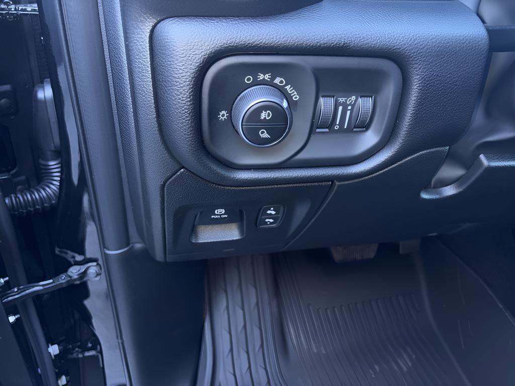 New 2026 RAM 1500 Rebel w/ Rebel Level 2 Equipment Group AWD/4WD image 15