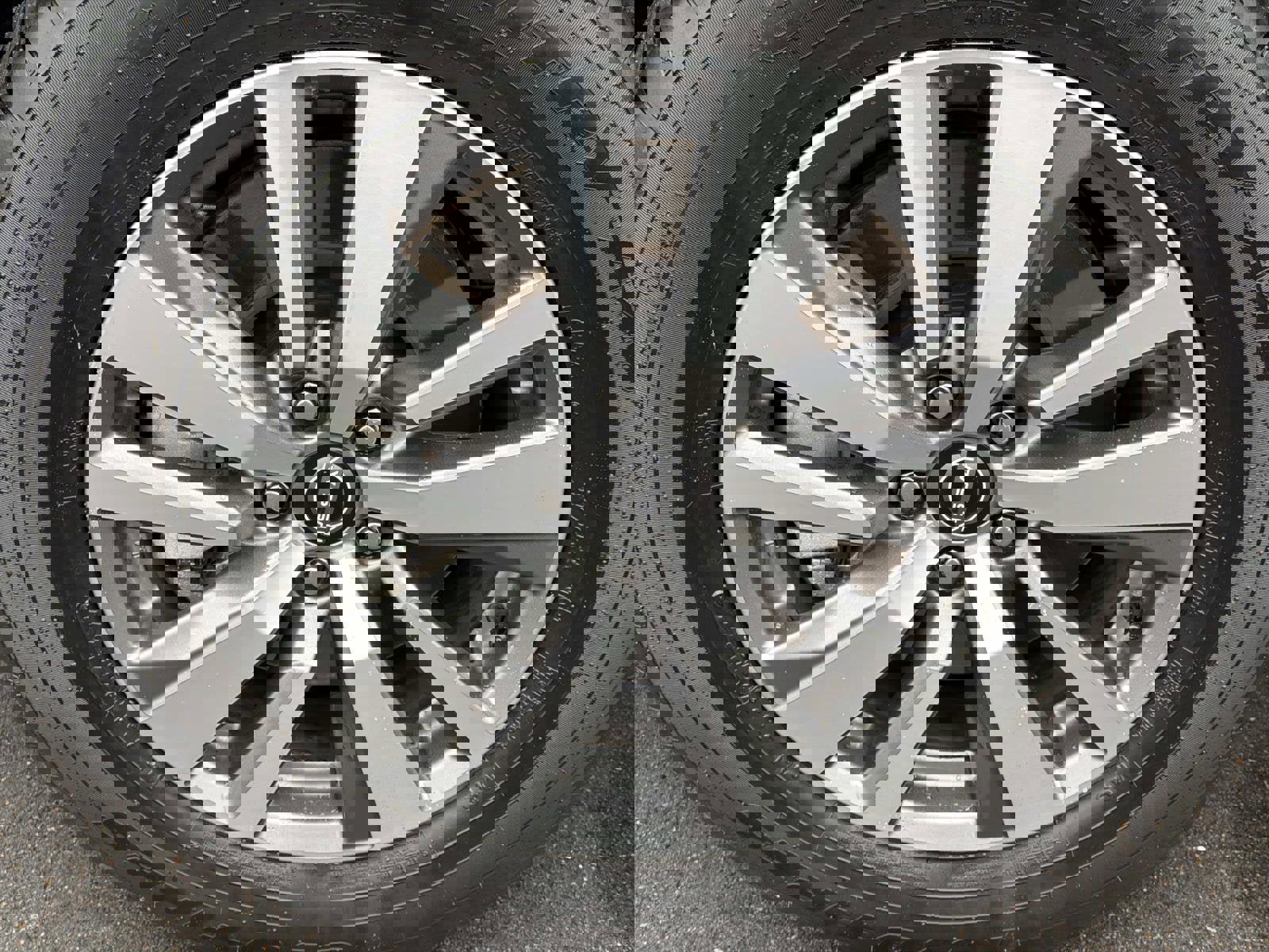 Used 2023 Nissan Pathfinder SL image 12