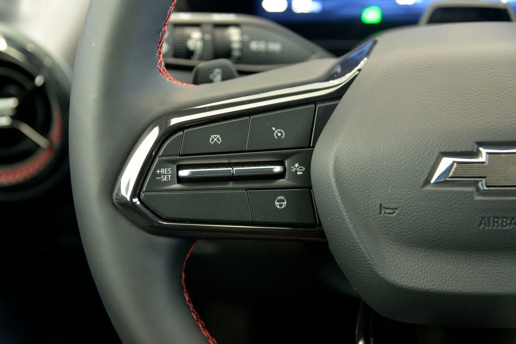 Used 2024 Chevrolet Equinox EV RS image 22