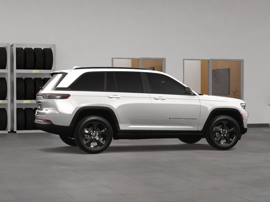 New 2024 Jeep Grand Cherokee Limited w/ Black Appearance Package AWD/4WD image 6