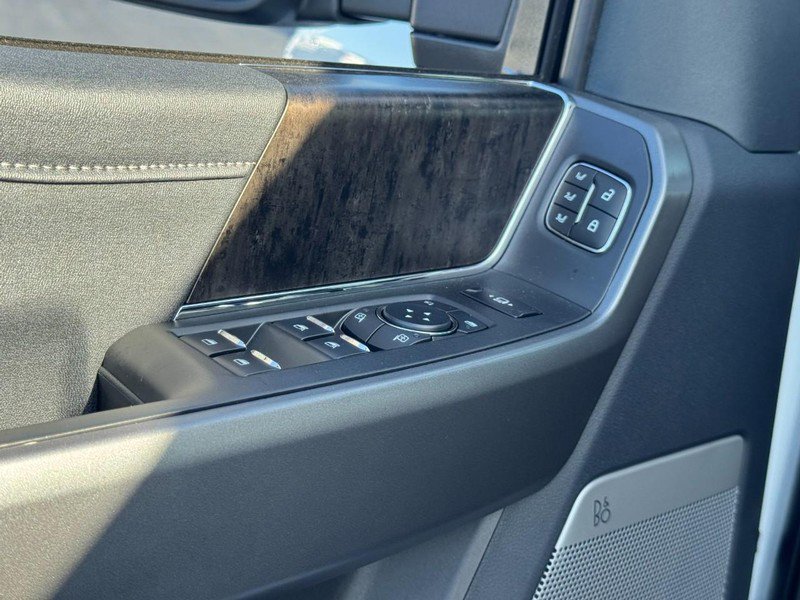 New 2025 Ford F350 Lariat w/ Chrome Package image 12