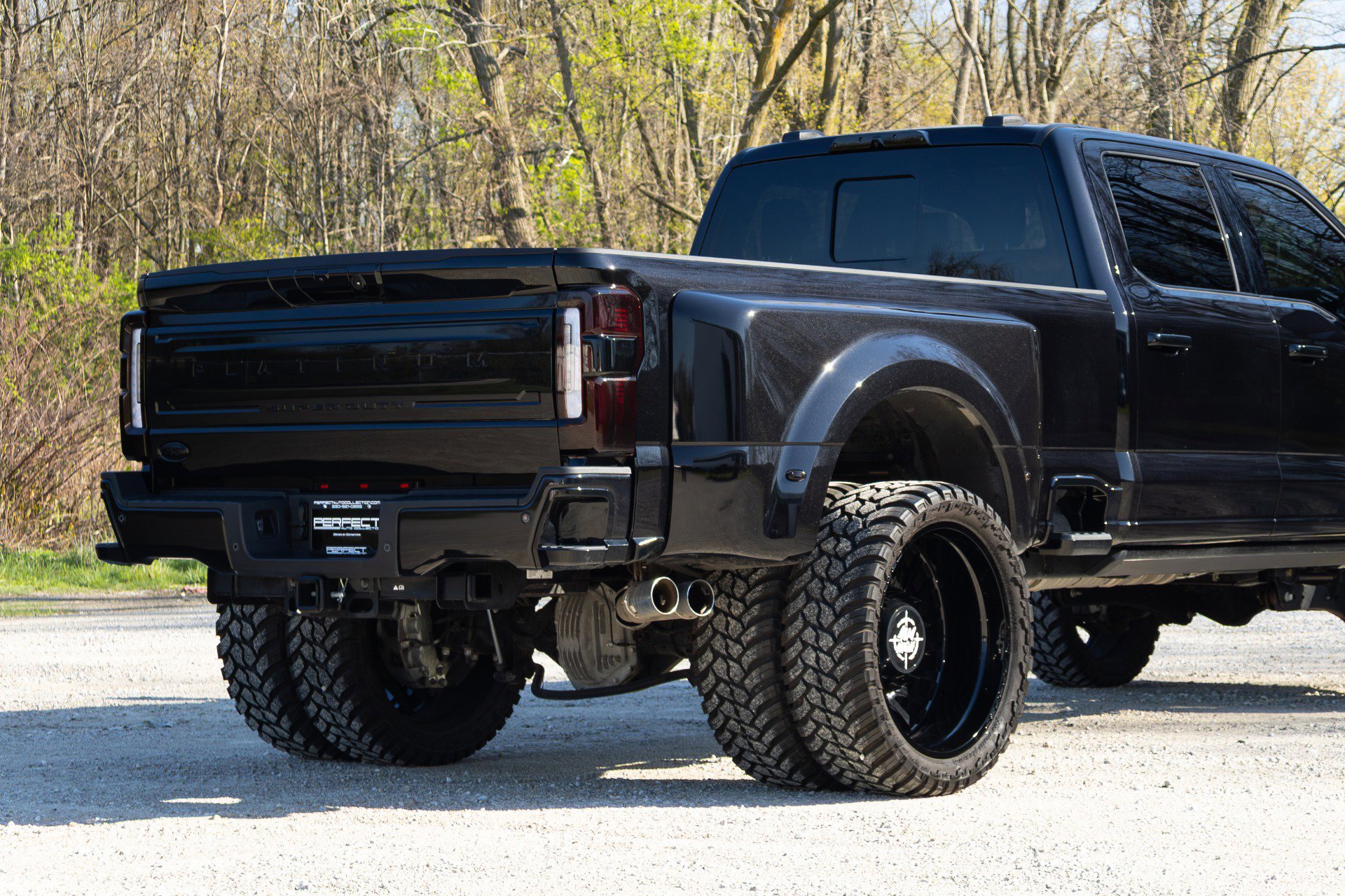 Used 2024 Ford F450 Platinum AWD/4WD image 17