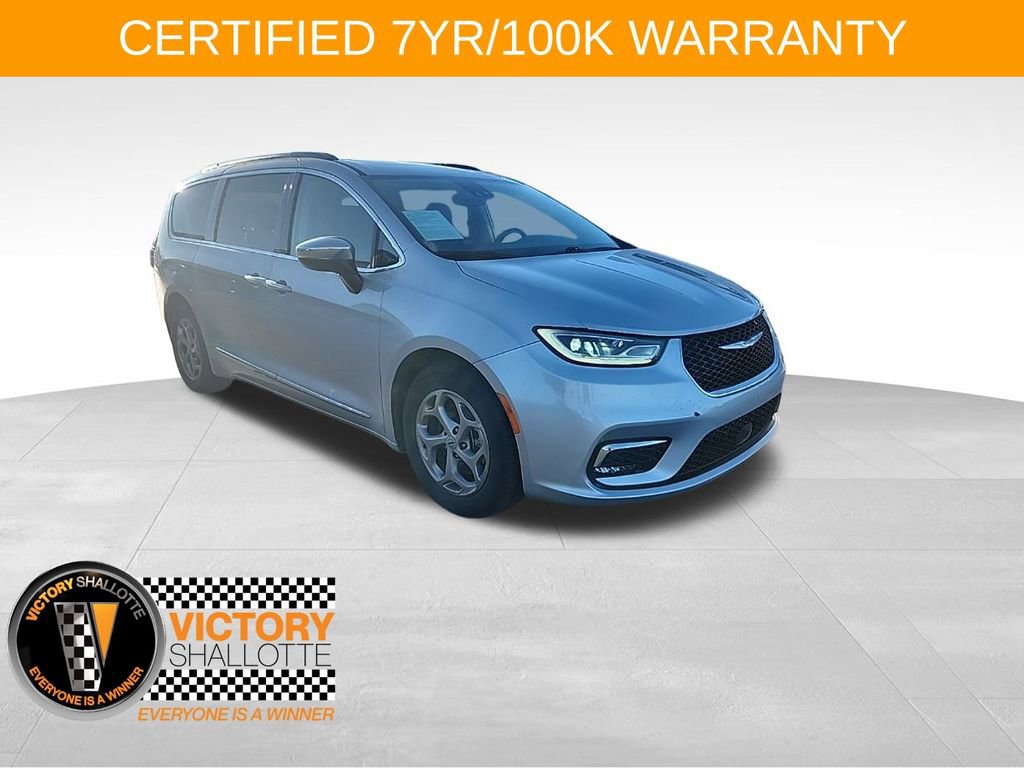 Certified 2023 Chrysler Pacifica Limited image 1