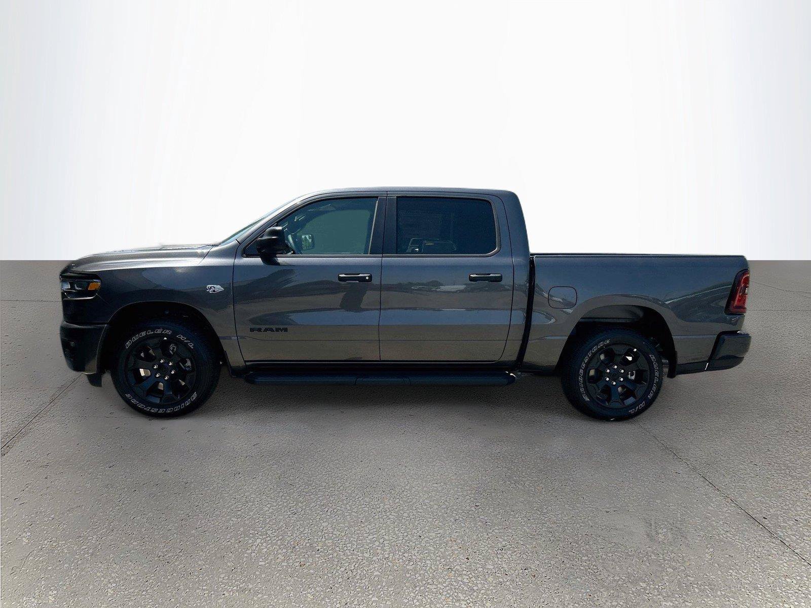 New 2026 RAM 1500 Express AWD/4WD image 7