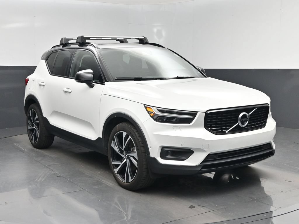 Used 2022 Volvo XC40 T5 R-Design AWD/4WD image 8