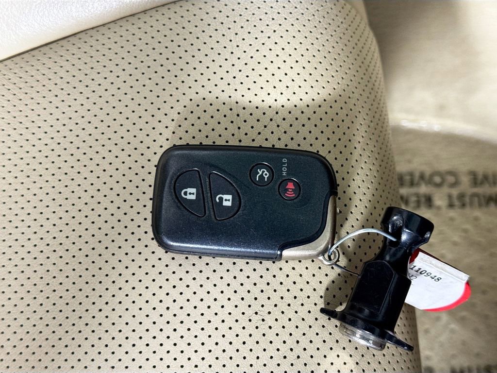 Used 2012 Lexus LS 460 image 41