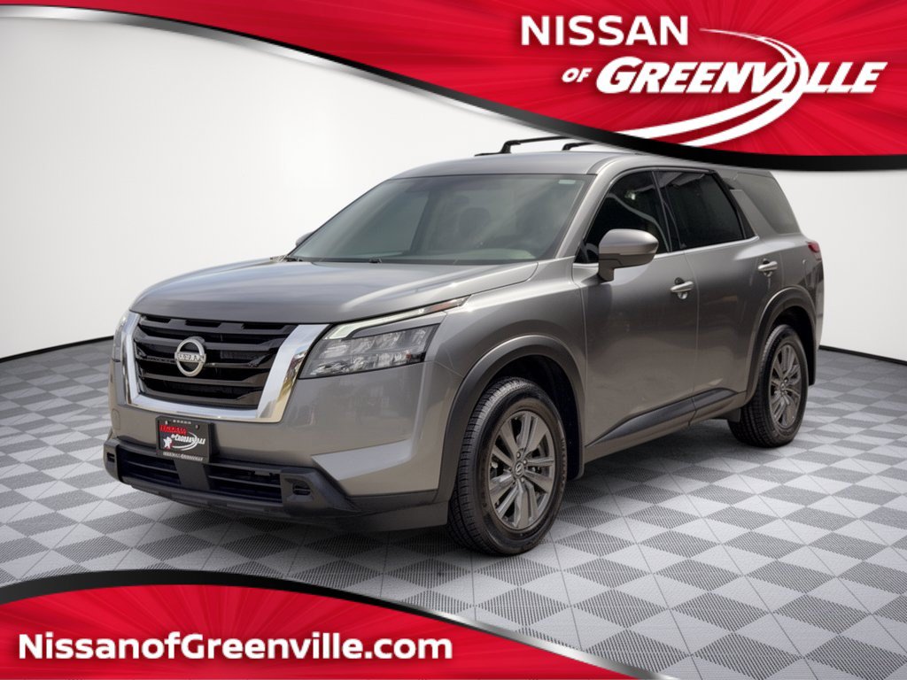 Used 2024 Nissan Pathfinder SV