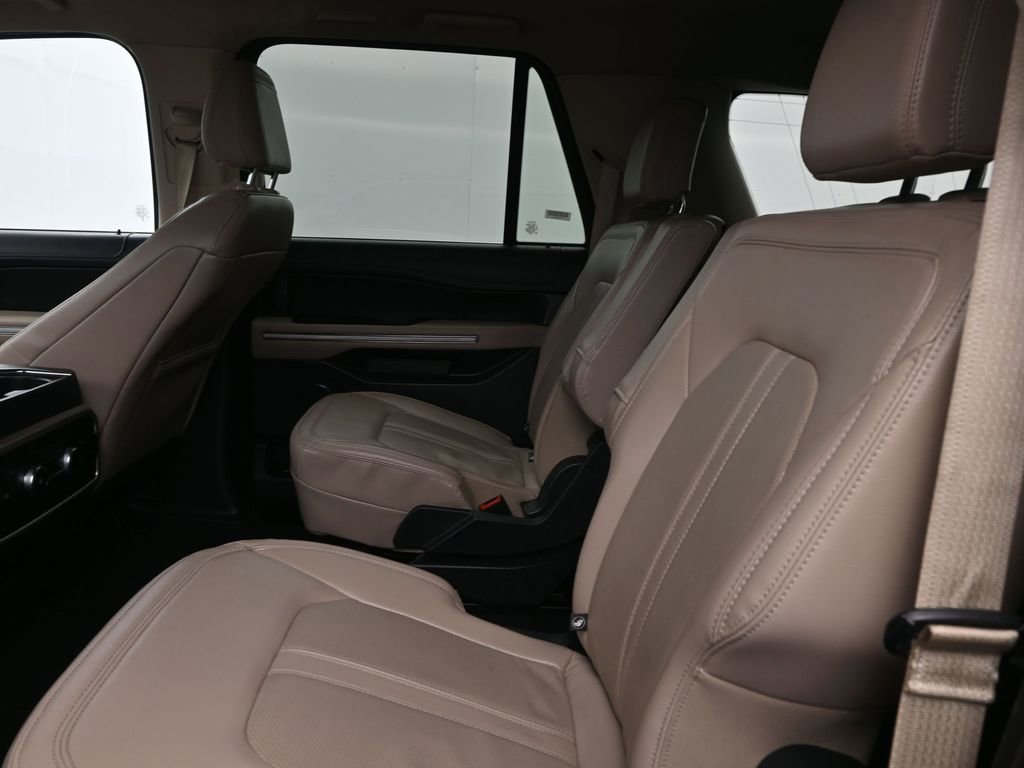 Used 2024 Ford Expedition Max Limited image 25