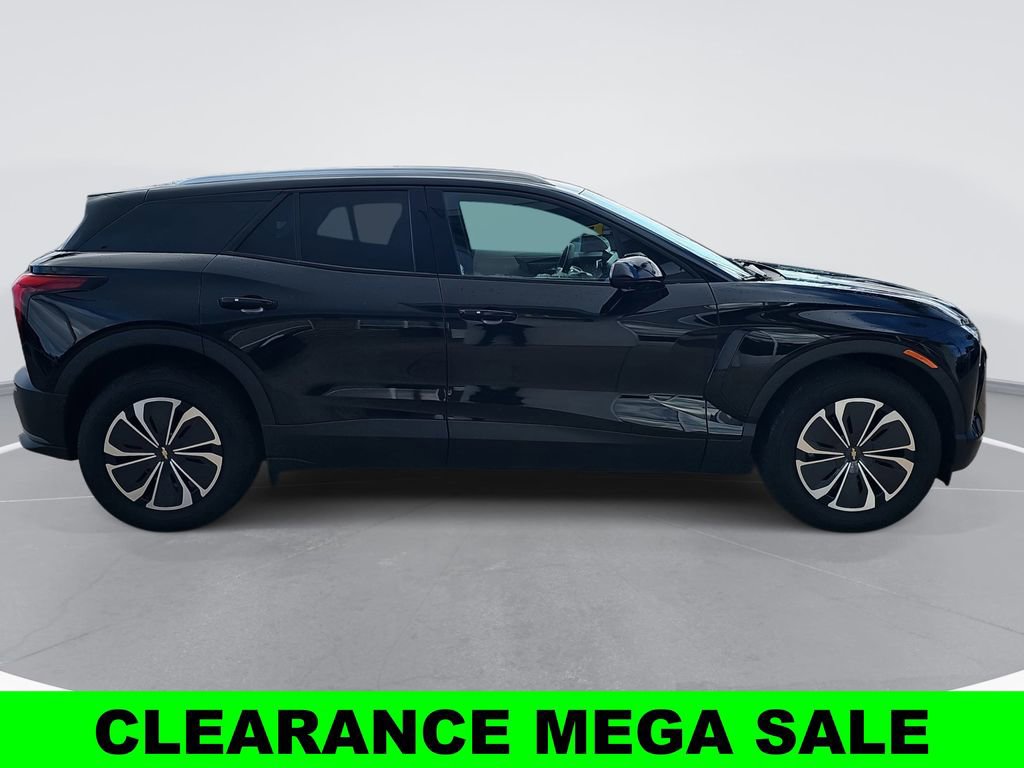 New 2024 Chevrolet Blazer EV LT image 2
