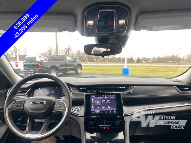 Used 2023 Jeep Grand Cherokee Laredo image 19