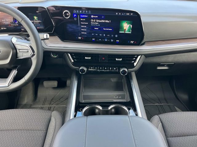 New 2026 Chevrolet Suburban LS image 17