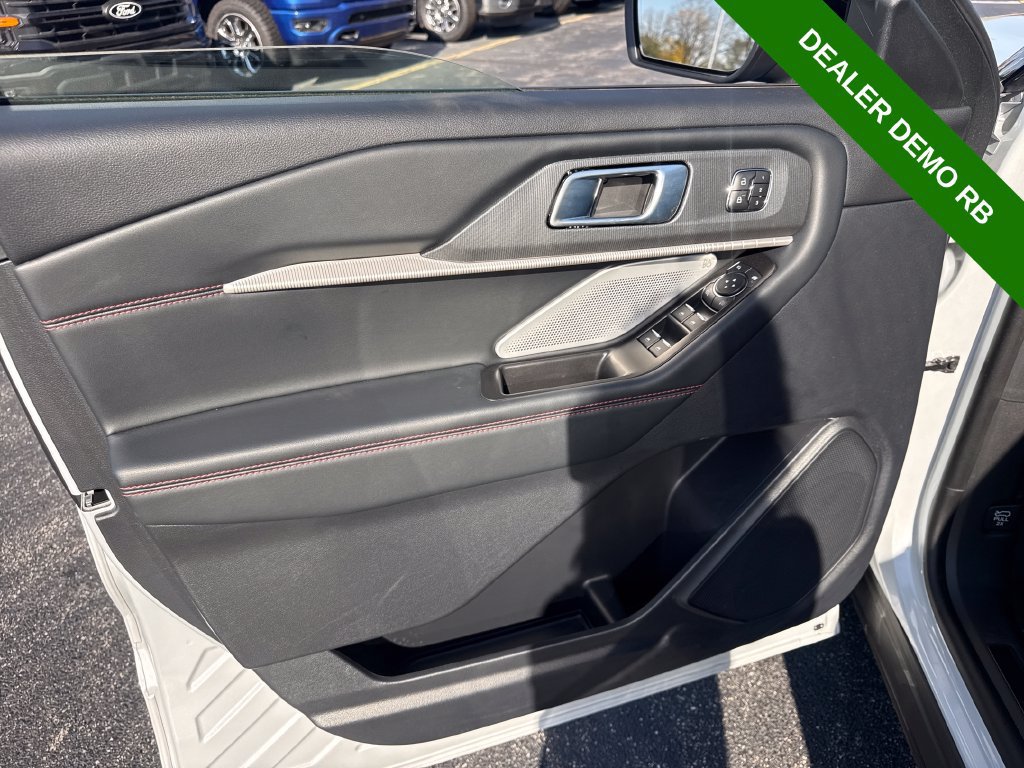Used 2026 Ford Explorer ST w/ Sun And Sound Package AWD/4WD image 17
