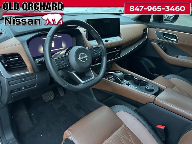 Used 2024 Nissan Rogue Platinum image 14