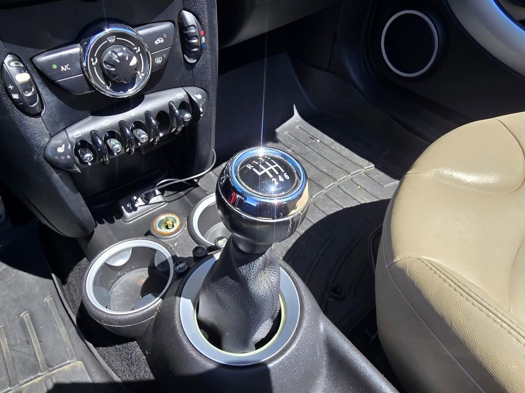 Used 2013 MINI Cooper Roadster S image 16