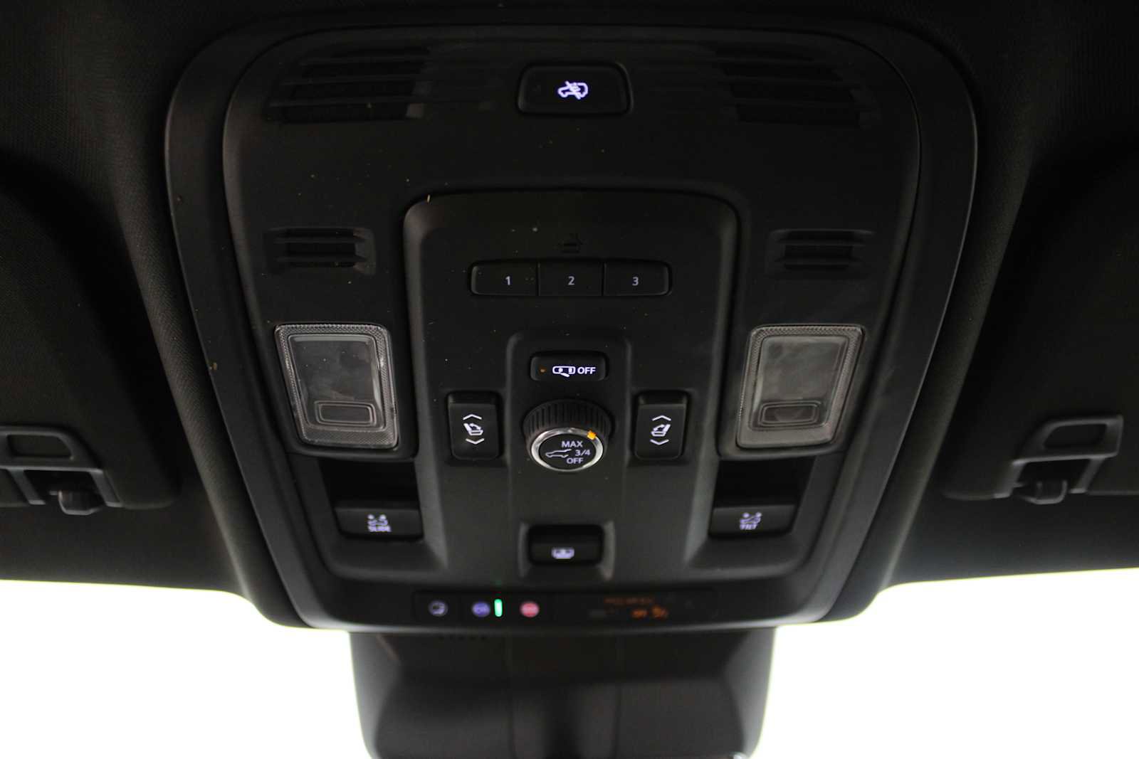 Certified 2024 Cadillac Escalade Sport w/ LPO, ONYX Package image 33