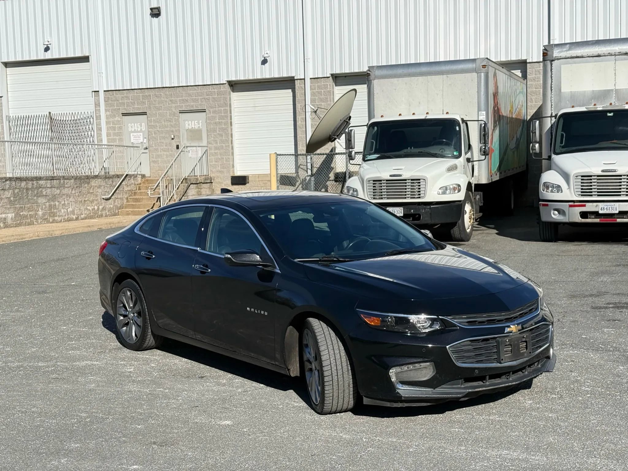 Used 2016 Chevrolet Malibu Premier w/ Driver Confidence Package image 3
