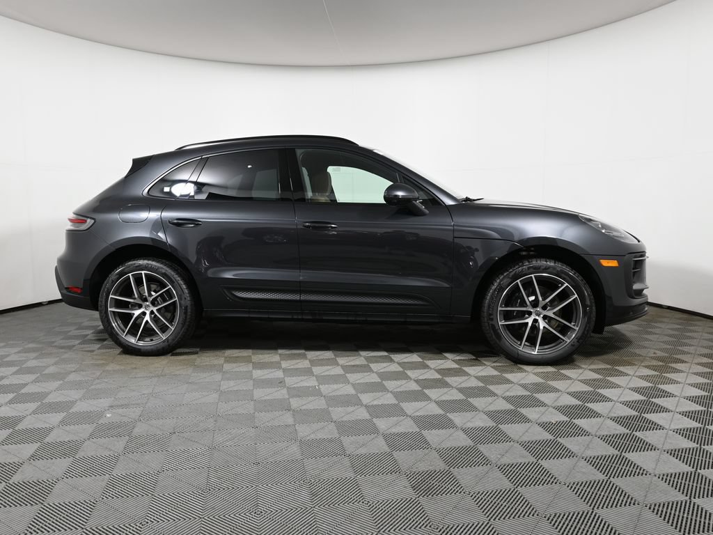 New 2026 Porsche Macan AWD/4WD image 8