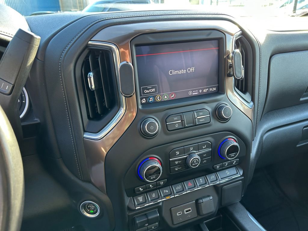 Used 2022 Chevrolet Silverado 3500 High Country w/ Technology Package image 20