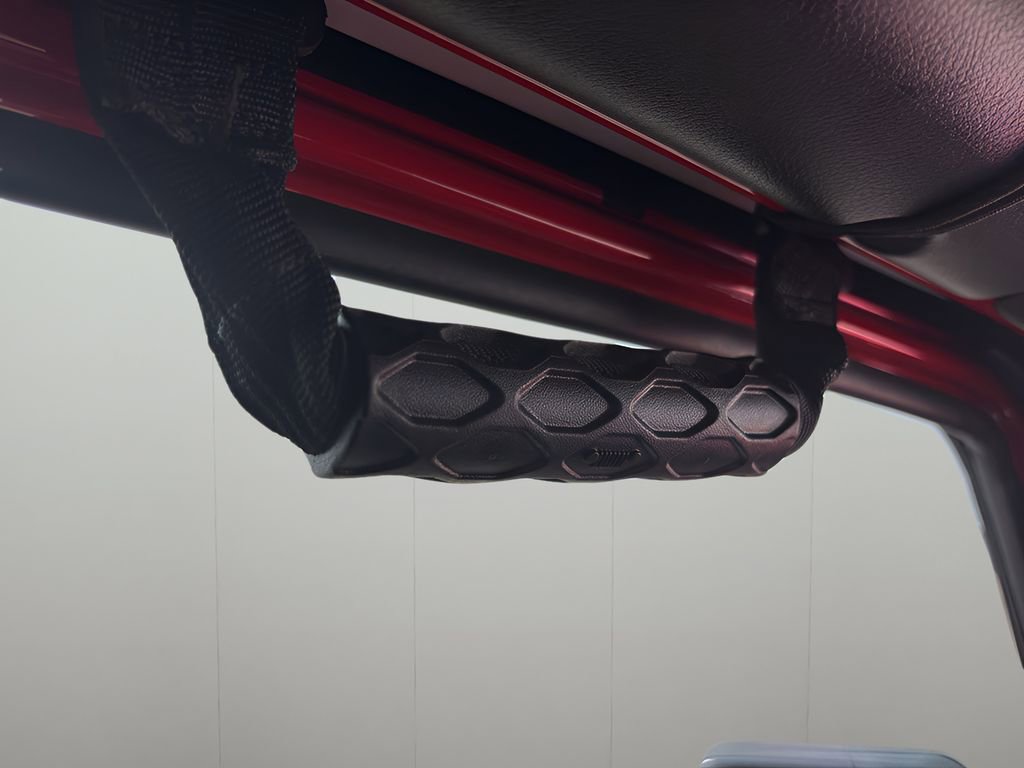 Used 2021 Jeep Wrangler Unlimited Sahara image 14