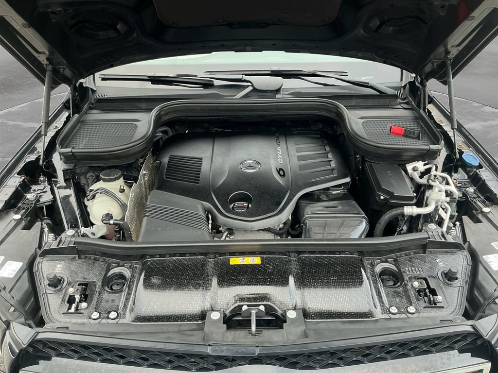 Used 2023 Mercedes-Benz GLS 450 4MATIC image 18