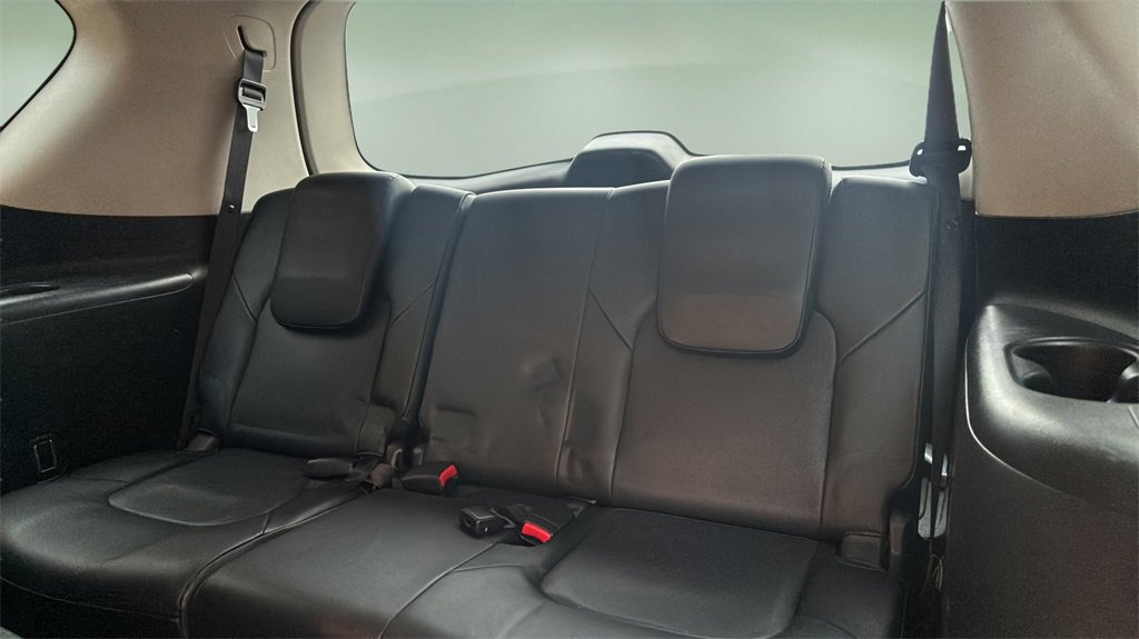 Used 2016 INFINITI QX80 4WD w/ Deluxe Technology Package image 10