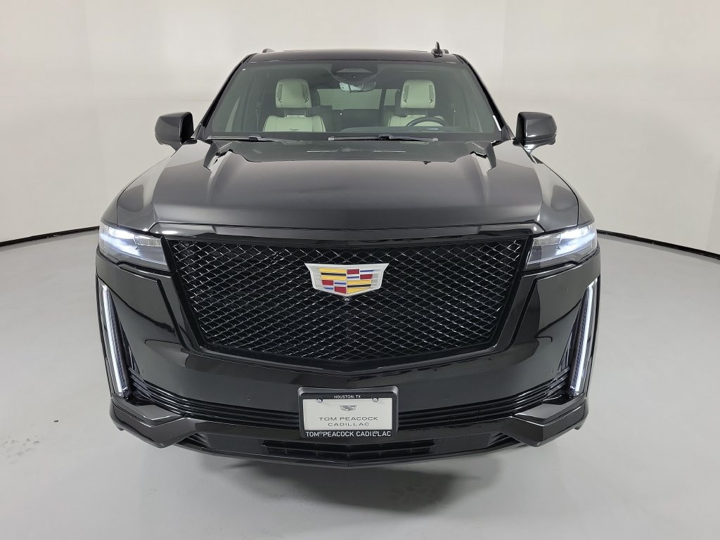 Used 2021 Cadillac Escalade Sport w/ Driver Assist Tech Package AWD/4WD image 2