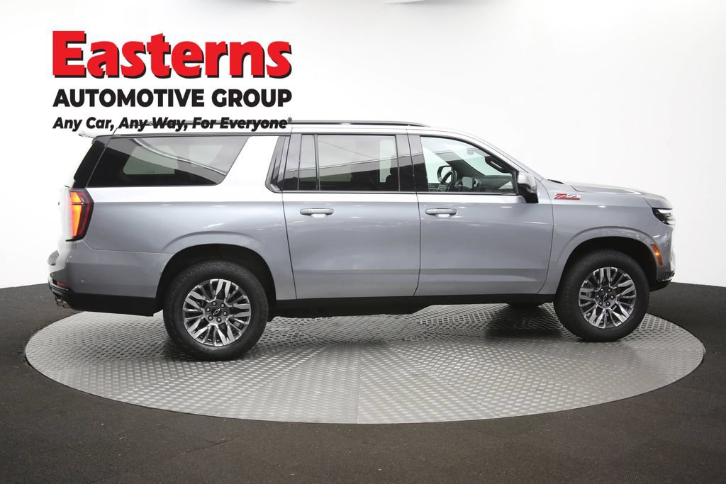 Used 2025 Chevrolet Suburban Z71 AWD/4WD image 48