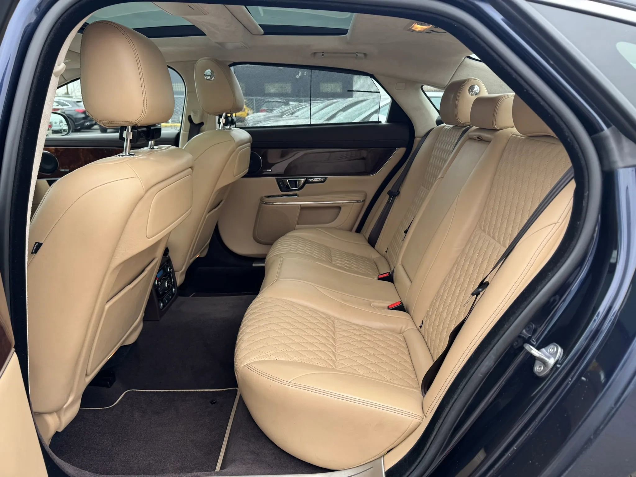 Used 2019 Jaguar XJ L Portfolio image 15