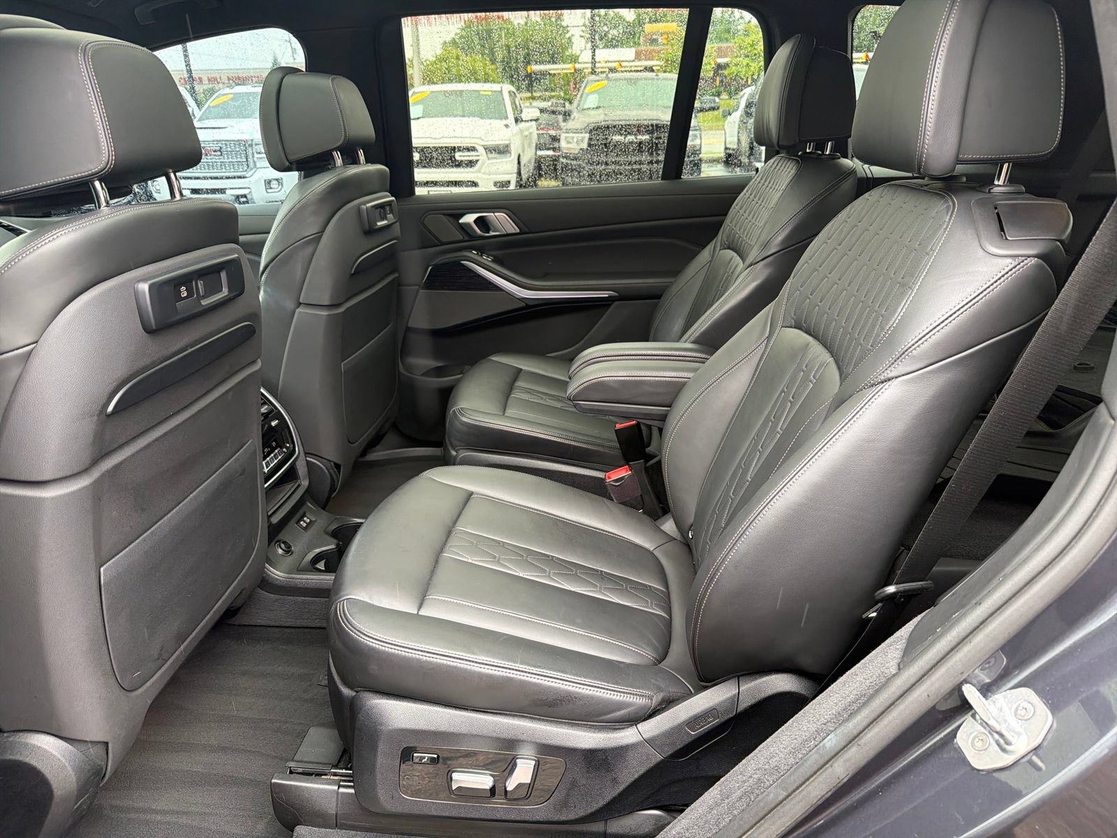 Used 2019 BMW X7 xDrive40i w/ Premium Package AWD/4WD image 29