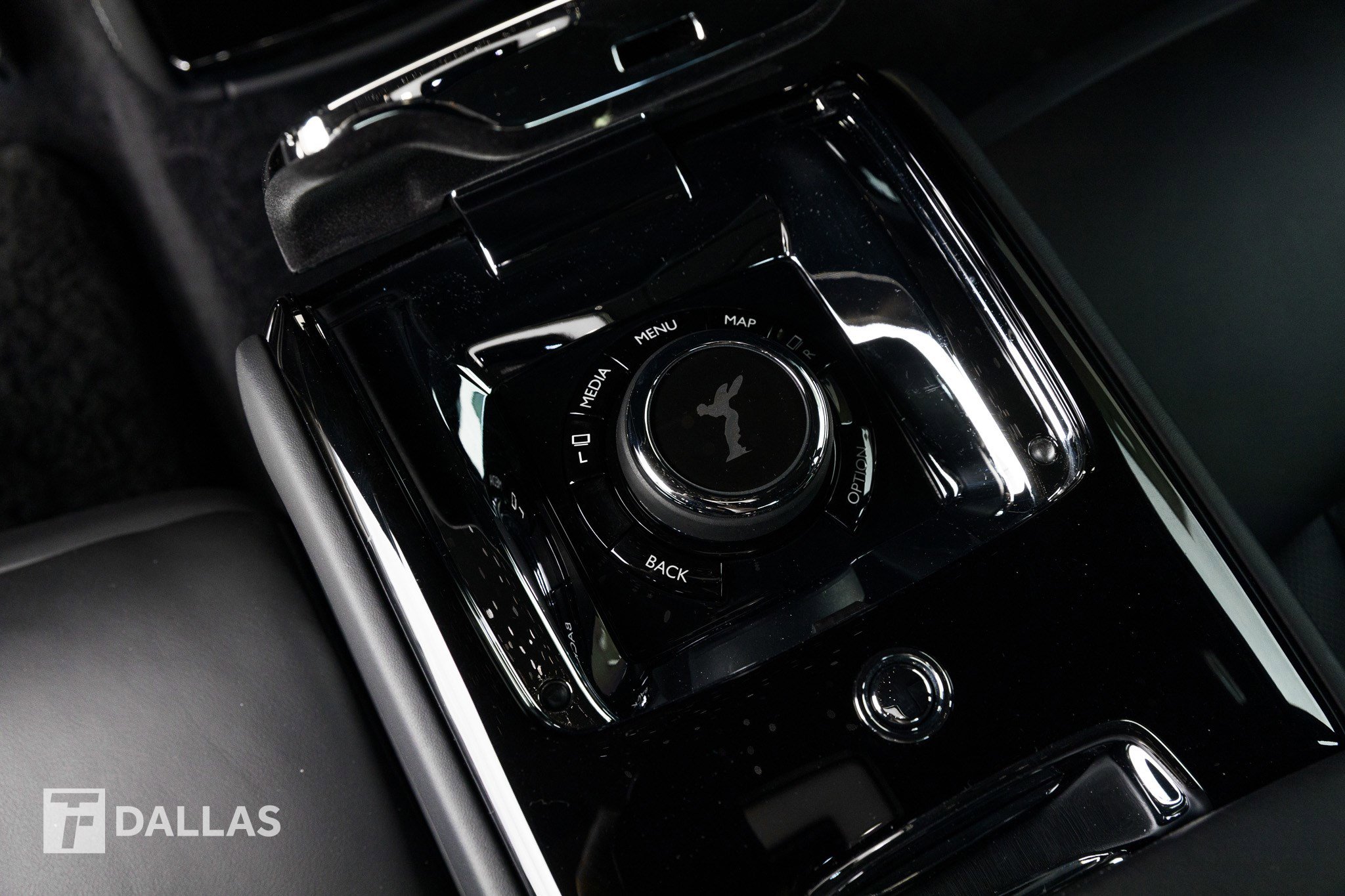 Used 2023 Rolls-Royce Phantom Sedan w/ The Phantom Package image 41