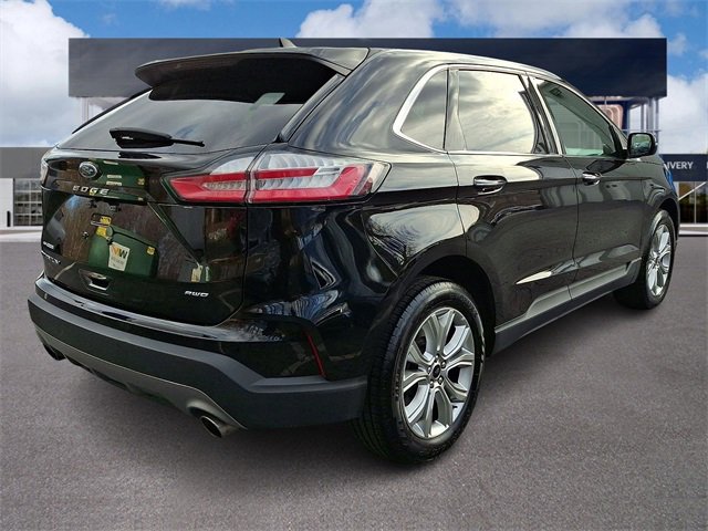 Used 2024 Ford Edge Titanium image 6