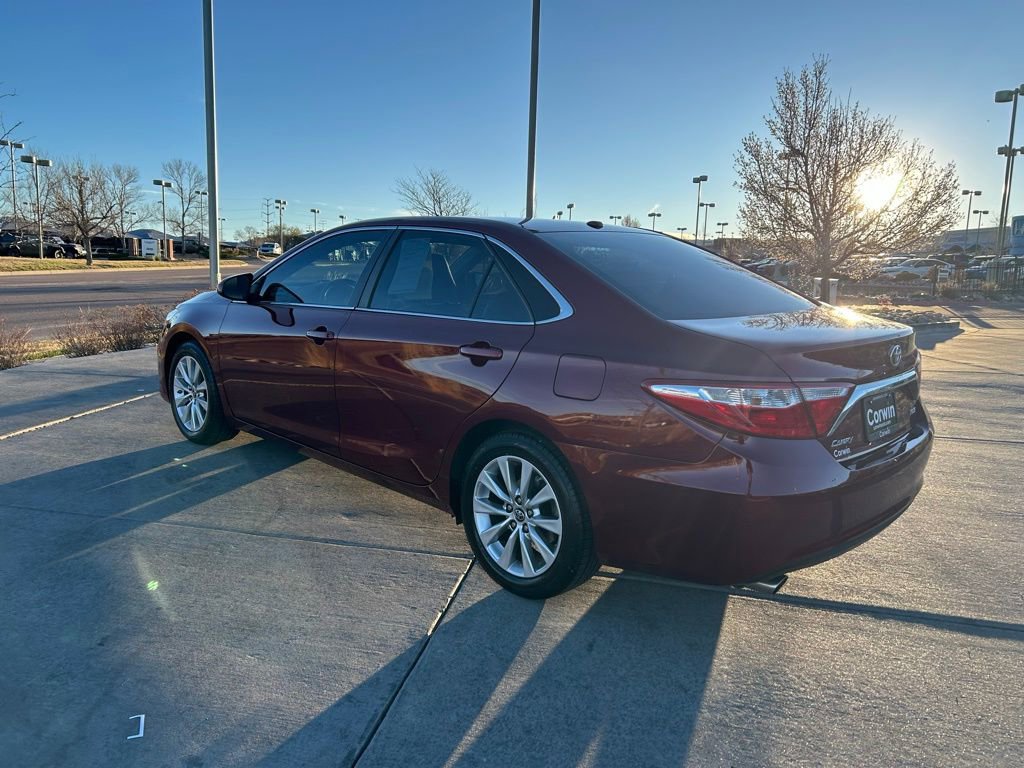 Used 2016 Toyota Camry XLE image 5