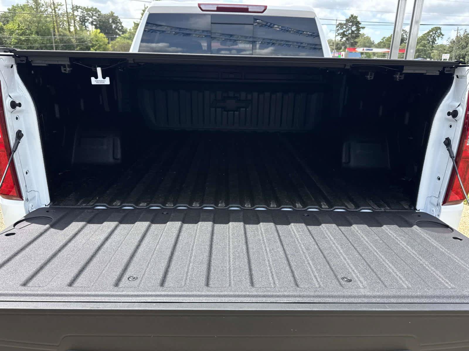 New 2026 Chevrolet Silverado 1500 RST w/ RST All Star Premium Package AWD/4WD image 7